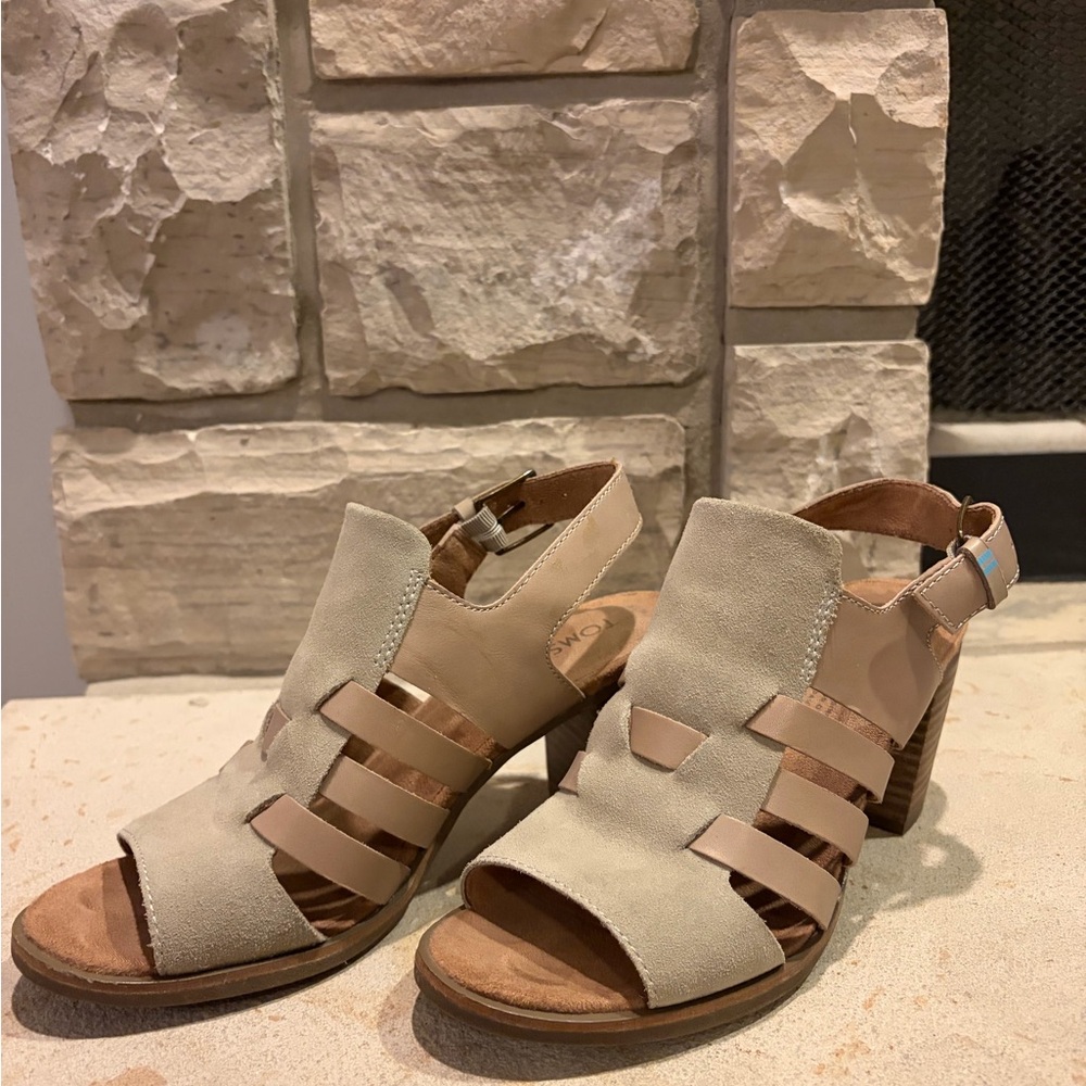 Toms Taupe Suede Open-Toe Strappy Sandals